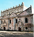 Синагога в Жовкві (Жовква, Львівська область), збудована в1692-1700. Фото 1990-тих.