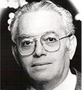 Іцхак Арці (1920 – Серет, Північна Буковина; 2003 – Тель-Авів, Ізраїль) – Ізраїльський політик та активіст. Був лідером відділу Молодіжної Алії у Єврейській Агенції в Ізраїлі, заступником мера Тель-Авіву (1979-1983) і членом Кнесету (1984-1988).